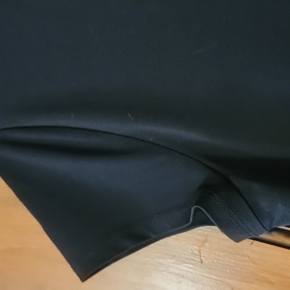 Black V-Neck Women's Top - Picture 3 of 4